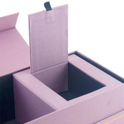 Magnet Closure Gift Box